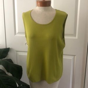Choices Sleeveless Scoop Neck Top